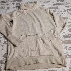 Fabletics‎ large Beige  Long Sleeve Turtleneck Pullover Sweater